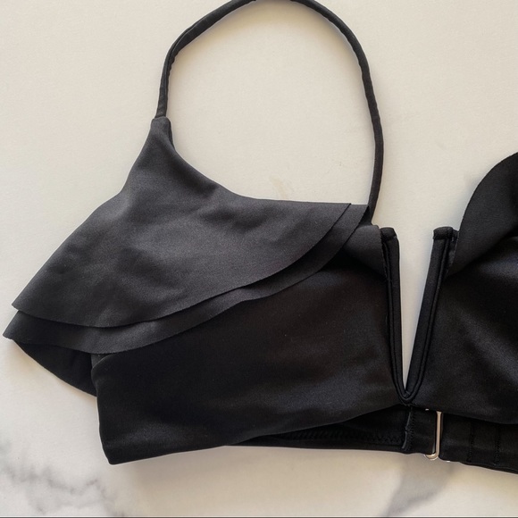 NWT H&M Black Bikini Top (Size 6) - Picture 5 of 6